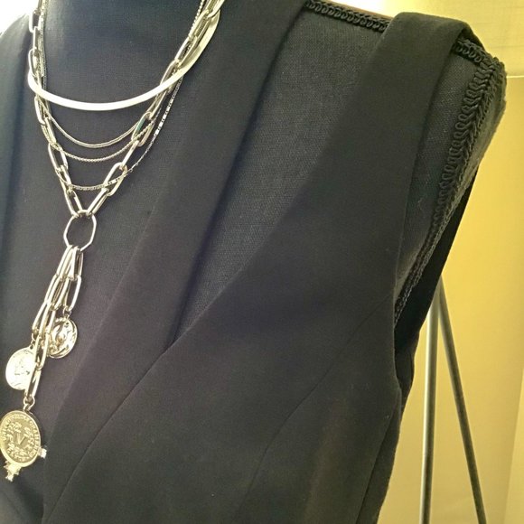 BCBG MAXAZRIA WIDE LEG BLACK SLEEVELESS JUMPSUIT SIZE MEDIUM - Picture 10 of 10